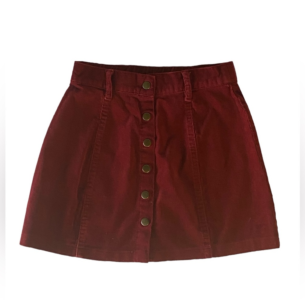 Beautiful Girls Deep Red Corduroy Skirt. Snaps Belt Loops Excellent Condition